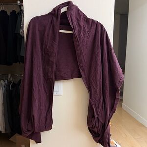 Lululemon burgundy scarf/wrap worm many ways.